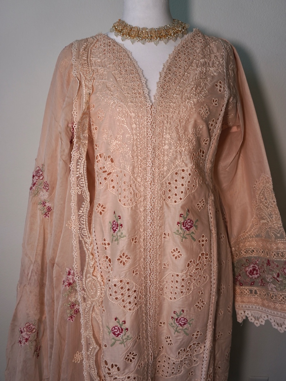 Elegant Long Sleeve Pakistani Kurta Dress in Peach Color Cotton - Picture 2 of 4